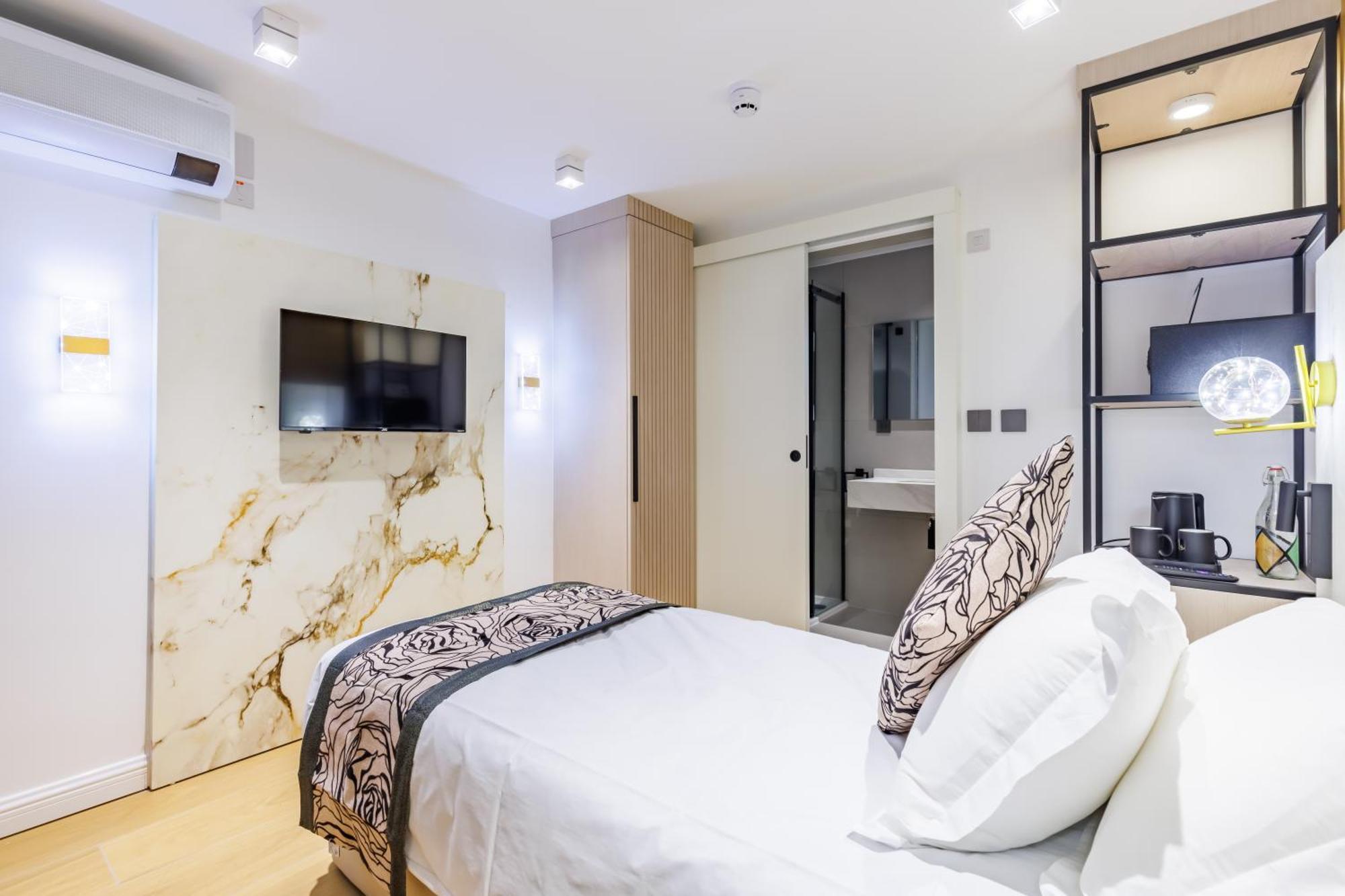 Rosemay Hotel Near London Heathrow Airport เฮส์ ภายนอก รูปภาพ