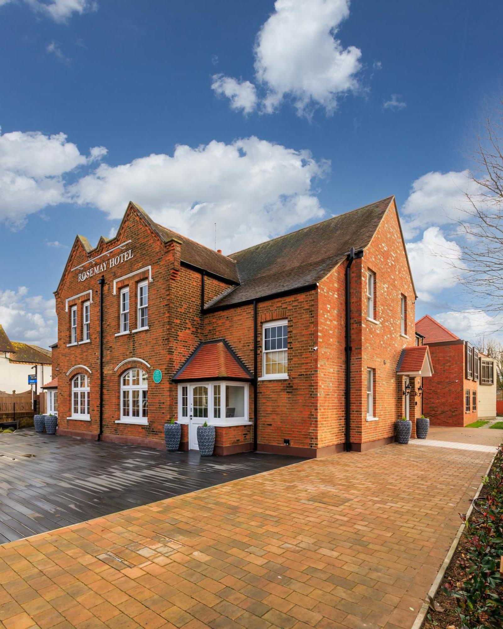 Rosemay Hotel Near London Heathrow Airport เฮส์ ภายนอก รูปภาพ