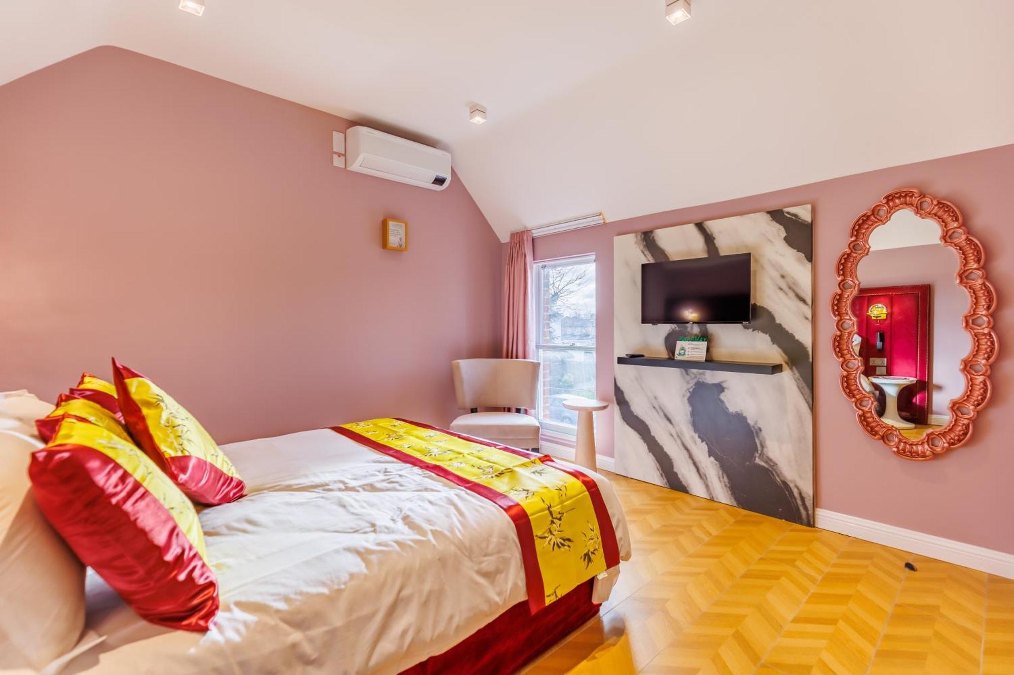Rosemay Hotel Near London Heathrow Airport เฮส์ ภายนอก รูปภาพ