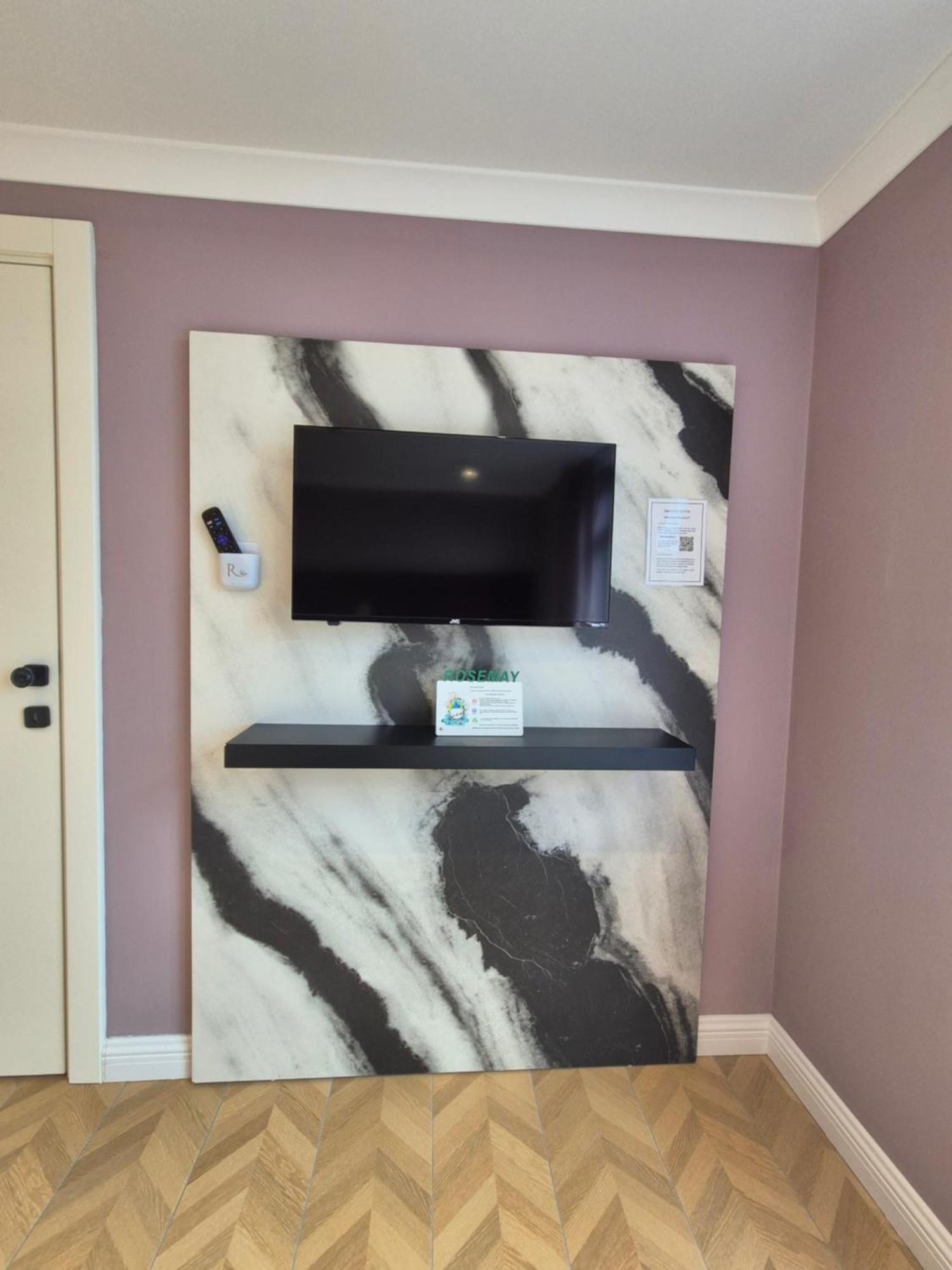 Rosemay Hotel Near London Heathrow Airport เฮส์ ภายนอก รูปภาพ